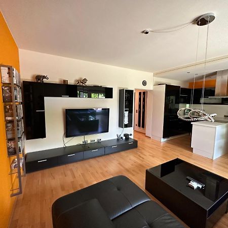 Vermiete Wunderschoenes Apartment Mit Garten In Woerthersee-Naehe Klagenfurt am Wörthersee Extérieur photo